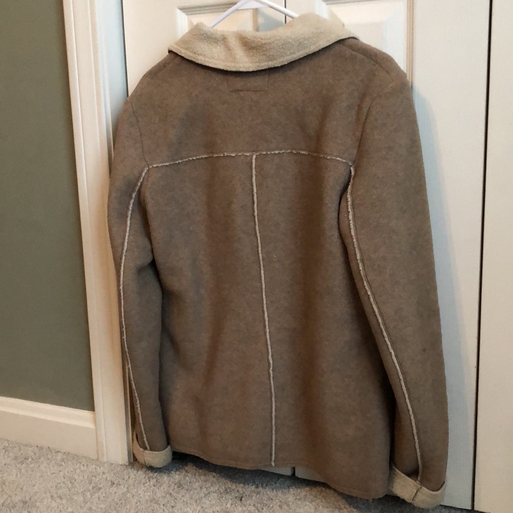 SOLD LEI jacket - Picture 2 of 2